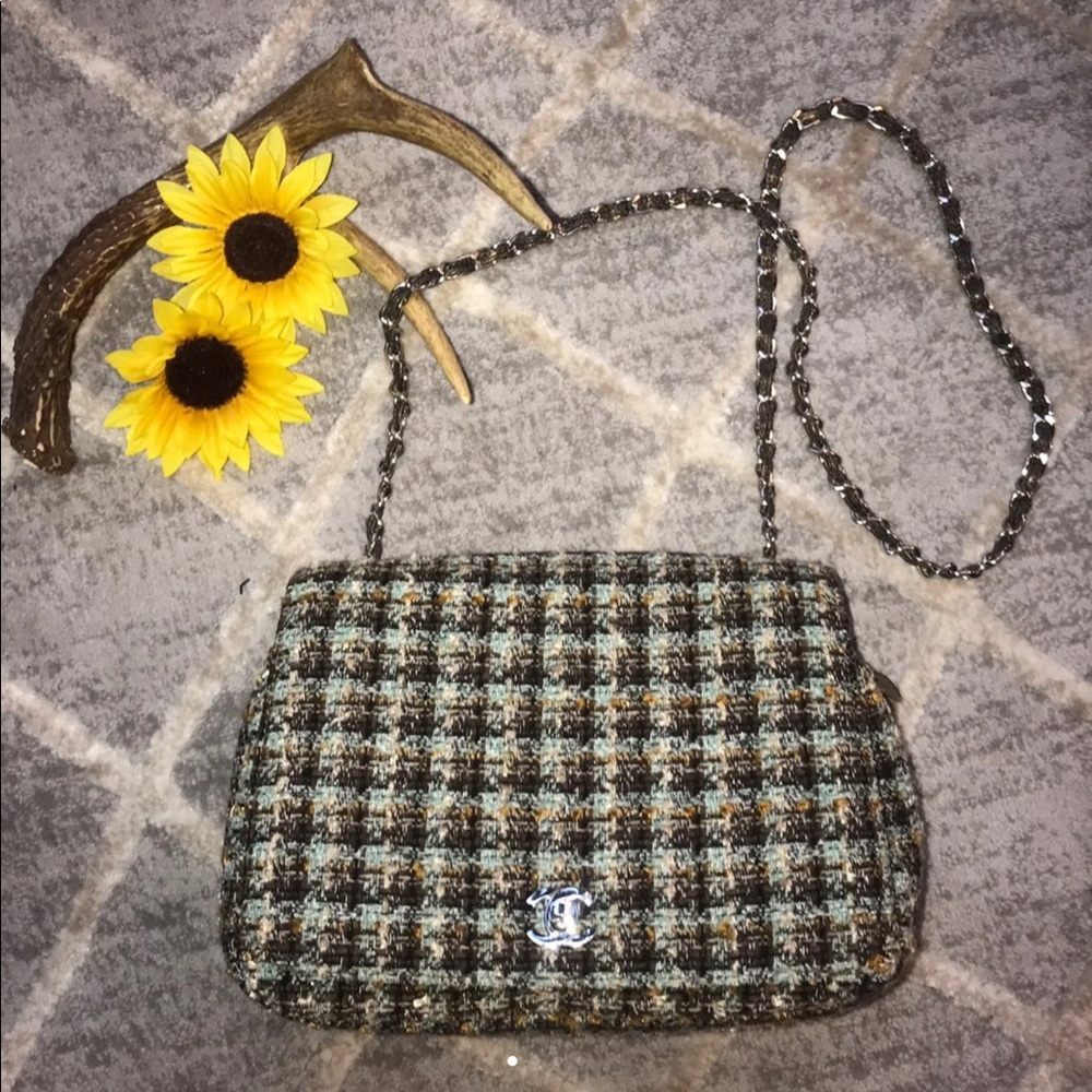 COMING SOON!!! COMMENT IF YOUD LIKE TO RESERVE